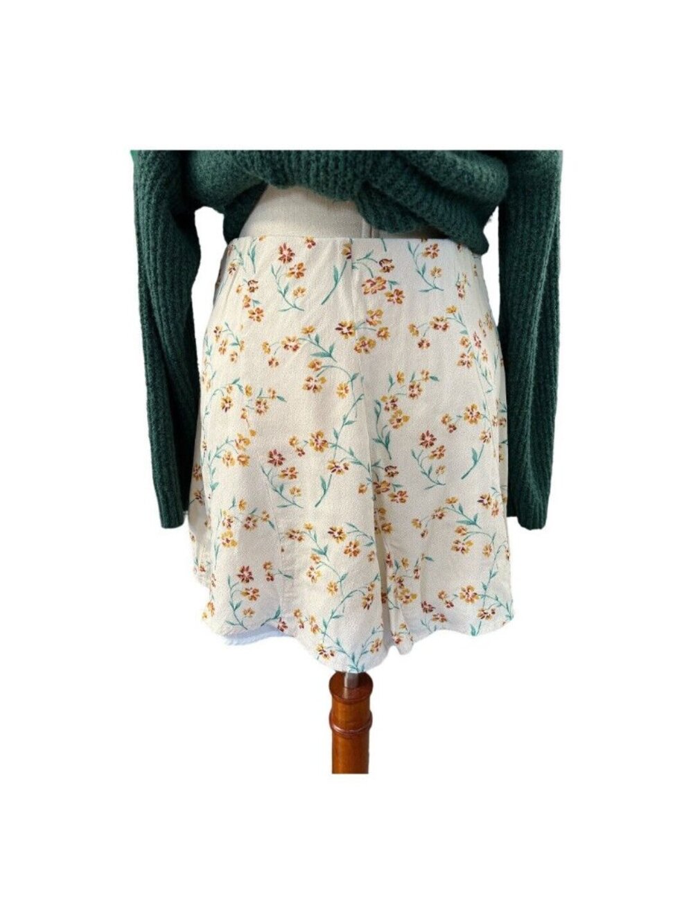 American Eagle Womens Floral Mini Skirt~Size Tag Missing~Ivory Romantic L9 05 - Picture 2 of 8